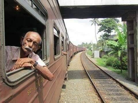 A old man hindi story - from Hindi Kahaniyan